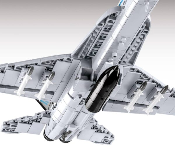 COBI TOP GUN: Maverick F/A-18E Super Hornet #5805 - Image 3