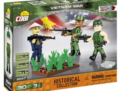Lego Vietnam War Minifigure Set #2047 with historical collection.