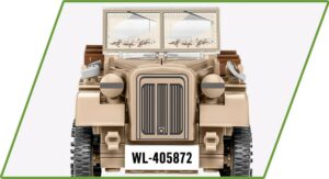 Sd.Kfz 10 Demag D7 #2273 showcased against a white backdrop.