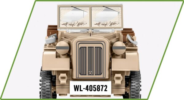 Sd.Kfz 10 Demag D7 #2273 showcased against a white backdrop.