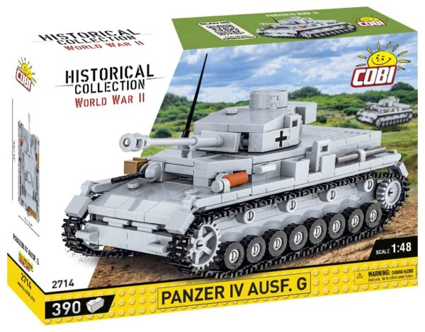 A box of legos with a 1:48 Scale Panzer IV Ausf.D #2714 tank model.