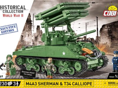 A Sherman WT34 Calliope Executive Edition #2569 set featuring a tank and a soldier.