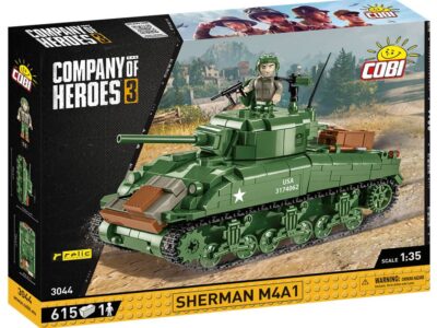 Box containing a green tank, specifically the C.O.H.3 Sherman M4A1 #3044 model.