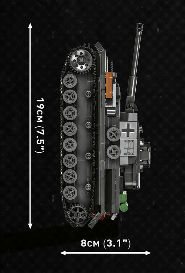 An image of a C.O.H.3 Panzer IV Ausf. G #3045 tank with measurements.