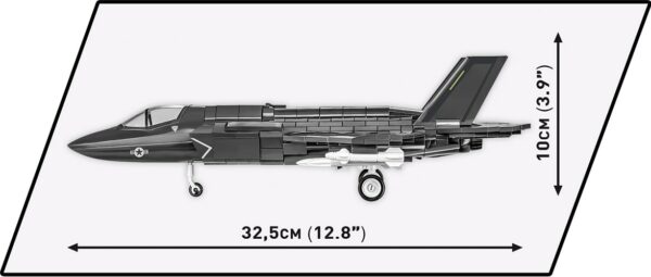 A model of a F-35B Lightning II (USAF) fighter jet is shown.