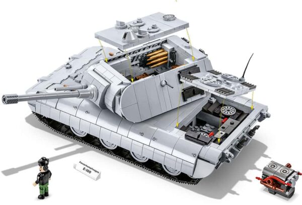 A tank model featuring the Panzerkampfwagen E-100 #2572.