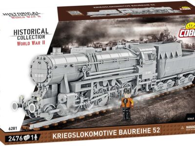 A box with a model of the Kriegslokomotive Baureihe 52 #6281 steam locomotive.
