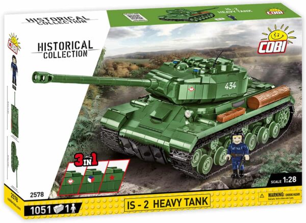 A Cobi Lego box with an IS-2 Heavy Tank (2578) inside.