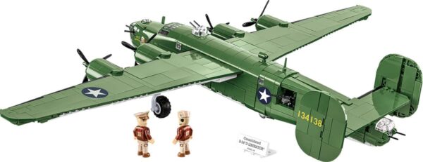 A COBI model of a Consolidated B-24D Liberator #5739 military plane.