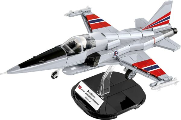 COBI Northrop F-5A  FREEDOM FIGHTER  #5858 - Image 9