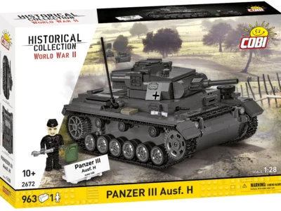 COBI Panzer III Ausf. H Tank set 2672 box front showing the 1:28 scale WWII model and German tanker figure.